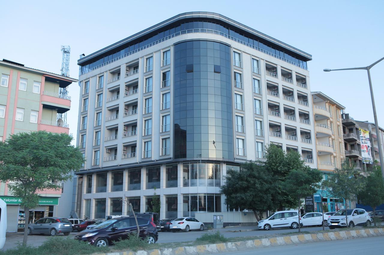 Mus Grand Hotel Ngoại thất bức ảnh